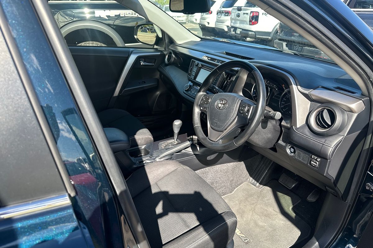 2017 Toyota RAV4 GXL ZSA42R