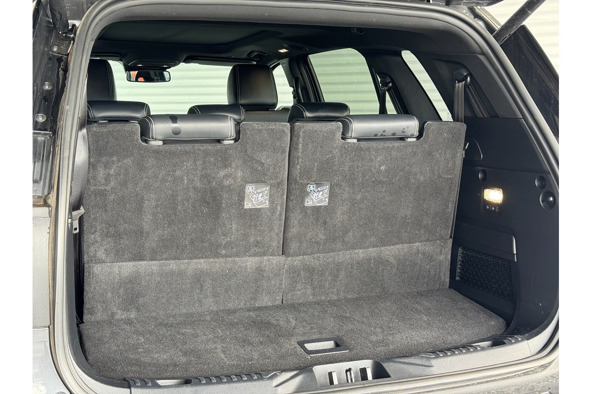 2024 Ford Everest Platinum 3.0L