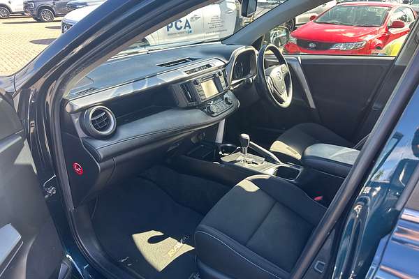 2017 Toyota RAV4 GXL ZSA42R