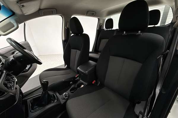 2019 Mitsubishi Triton GLX MR 4X4