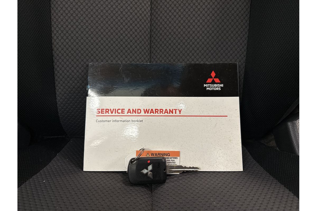 2019 Mitsubishi Triton GLX MR 4X4