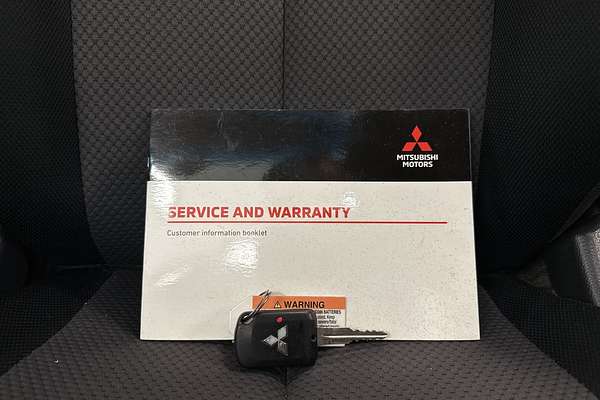 2019 Mitsubishi Triton GLX MR 4X4