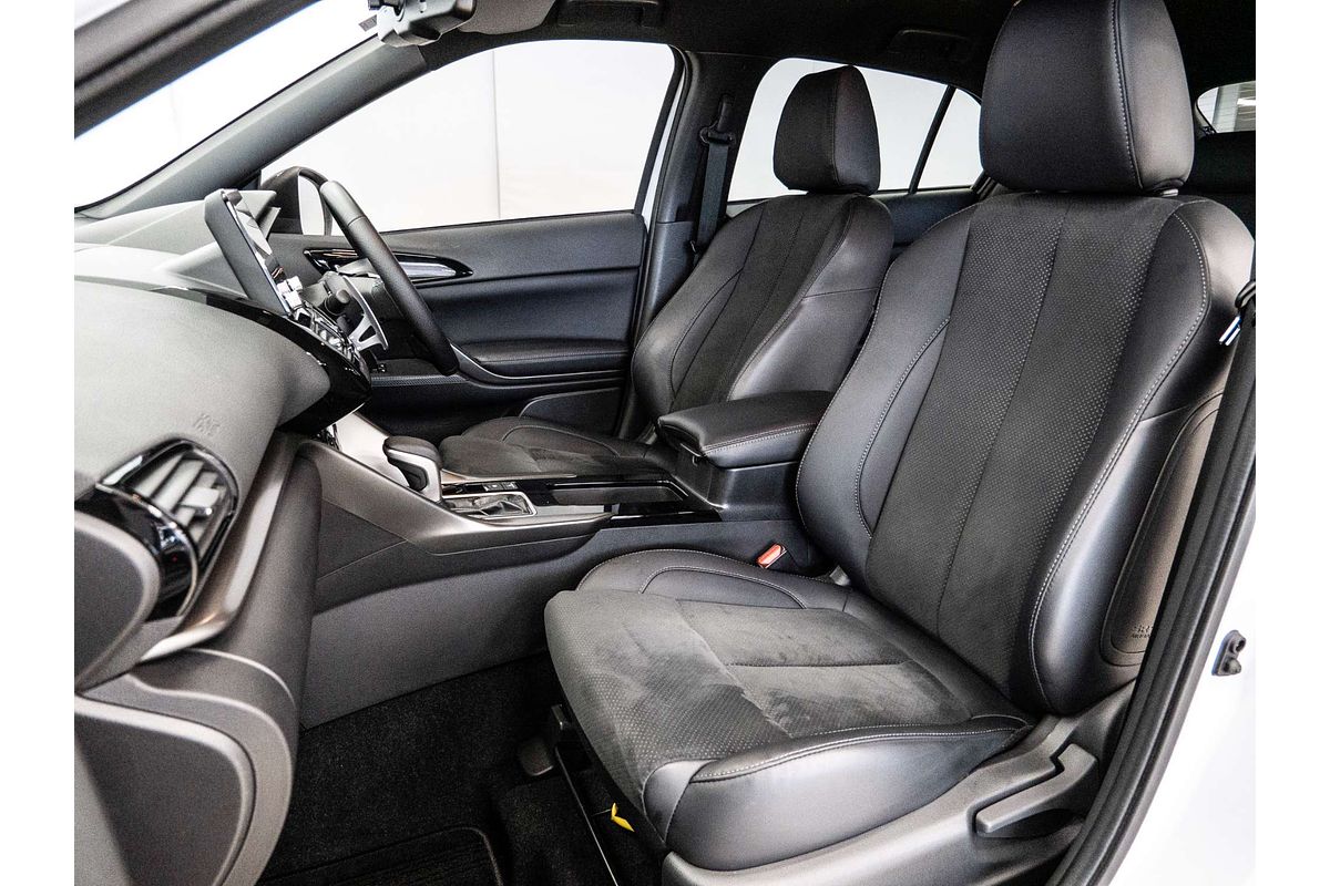 2023 Mitsubishi Eclipse Cross LS Black Edition YB