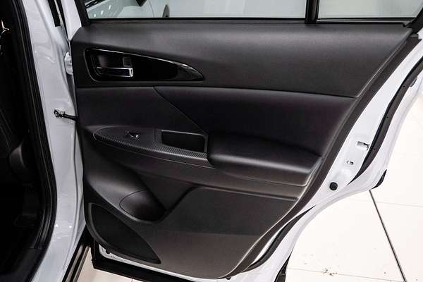2023 Mitsubishi Eclipse Cross LS Black Edition YB
