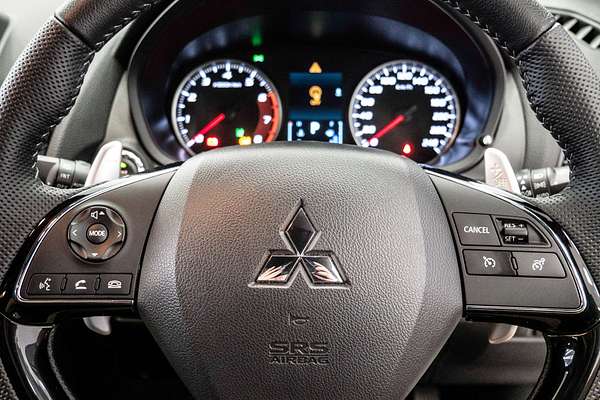 2023 Mitsubishi Eclipse Cross LS Black Edition YB