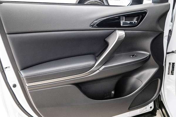 2023 Mitsubishi Eclipse Cross LS Black Edition YB