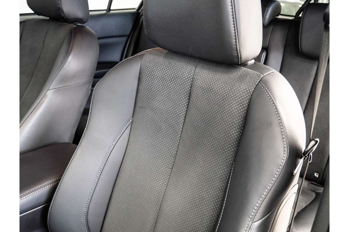 2023 Mitsubishi Eclipse Cross LS Black Edition YB