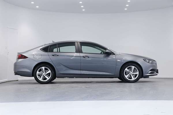 2020 Holden Commodore LT ZB