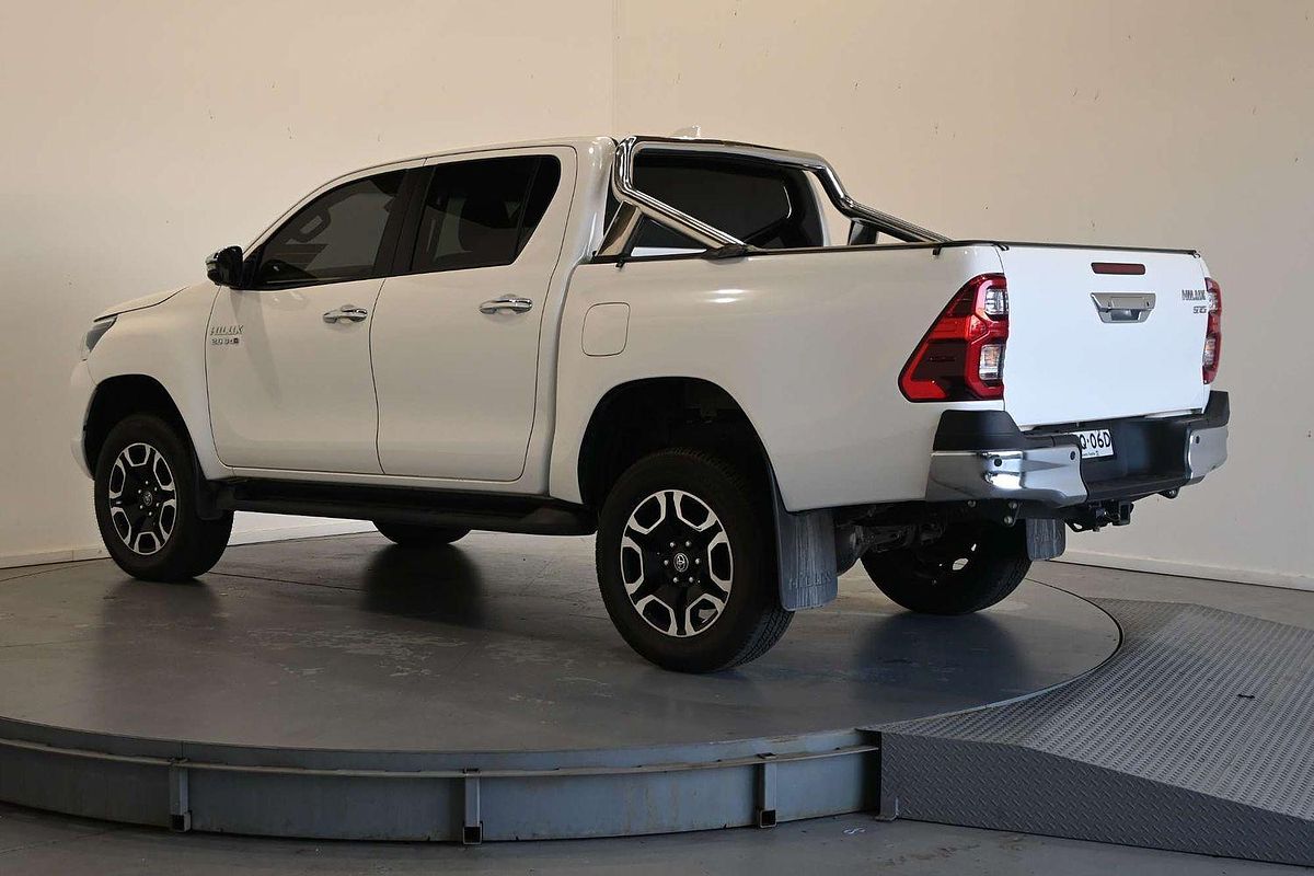 2022 Toyota Hilux SR5 GUN126R 4X4