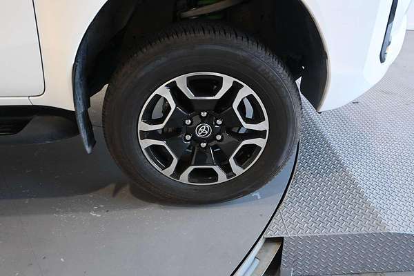 2022 Toyota Hilux SR5 GUN126R 4X4