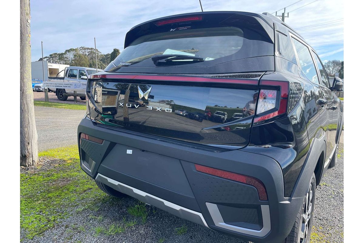 2025 Mahindra XUV 3XO AX5L