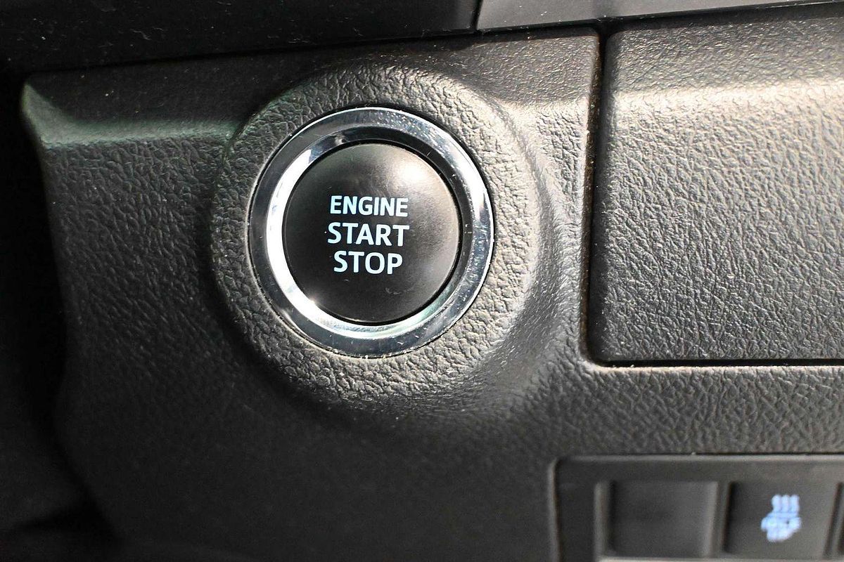 2022 Toyota Hilux SR5 GUN126R 4X4