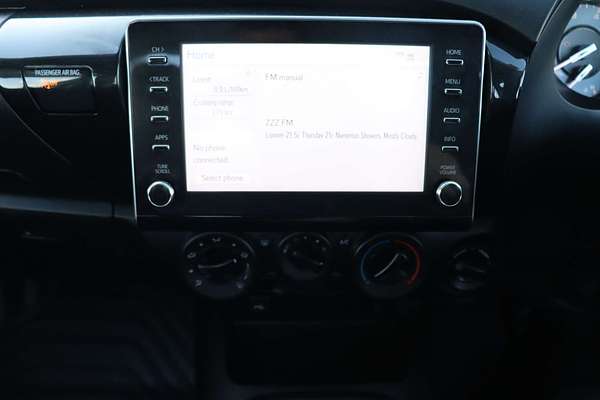 2024 Toyota Hilux SR GUN126R 4X4