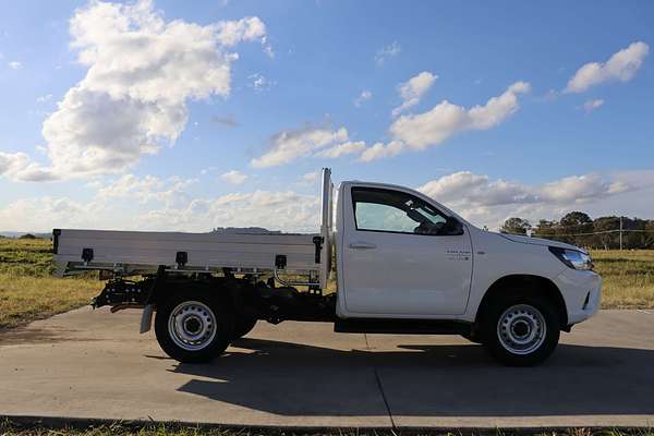 2024 Toyota Hilux SR GUN126R 4X4