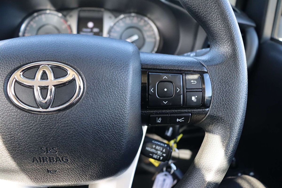 2024 Toyota Hilux SR GUN126R 4X4