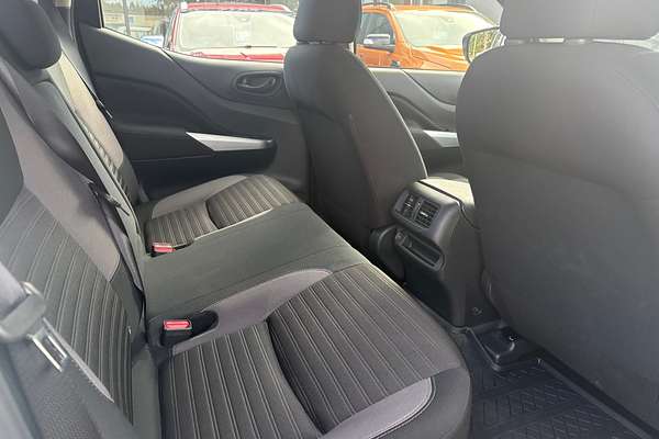 2024 Nissan Navara SL D23 4X4