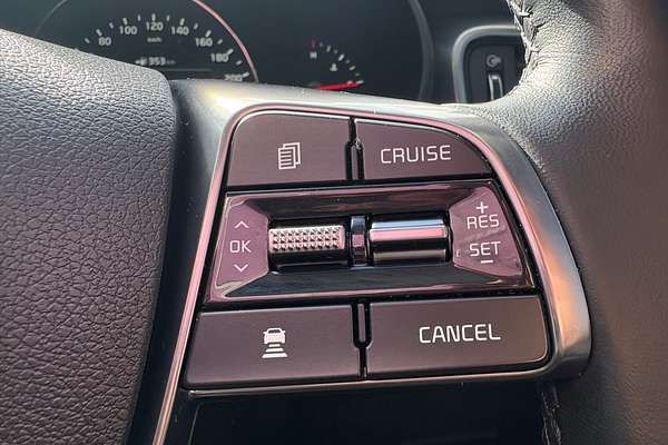 2019 Kia Sorento SLi UM