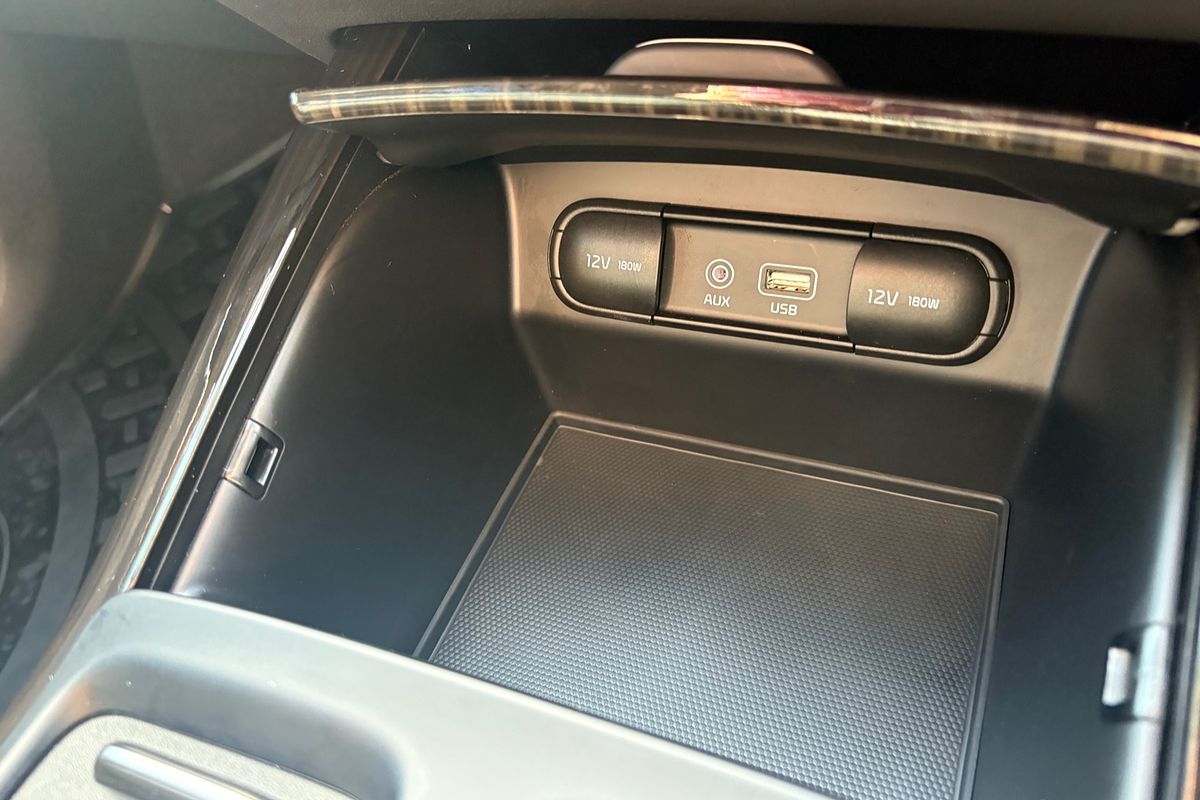 2019 Kia Sorento SLi UM
