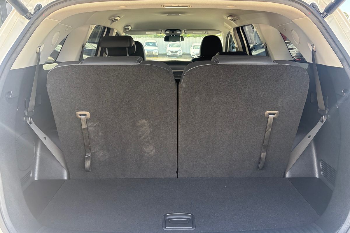 2019 Kia Sorento SLi UM