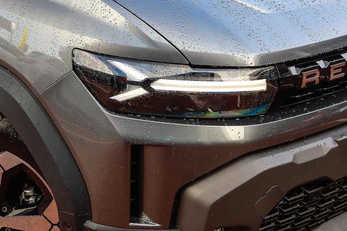 2025 Renault Duster Techno X1311