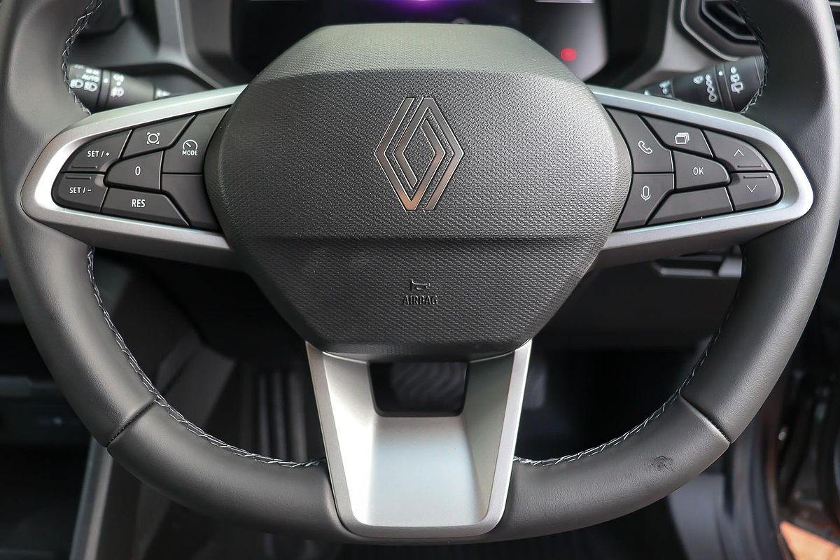 2025 Renault Duster Techno X1311