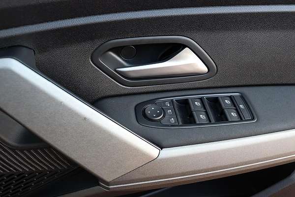 2025 Renault Duster Techno X1311