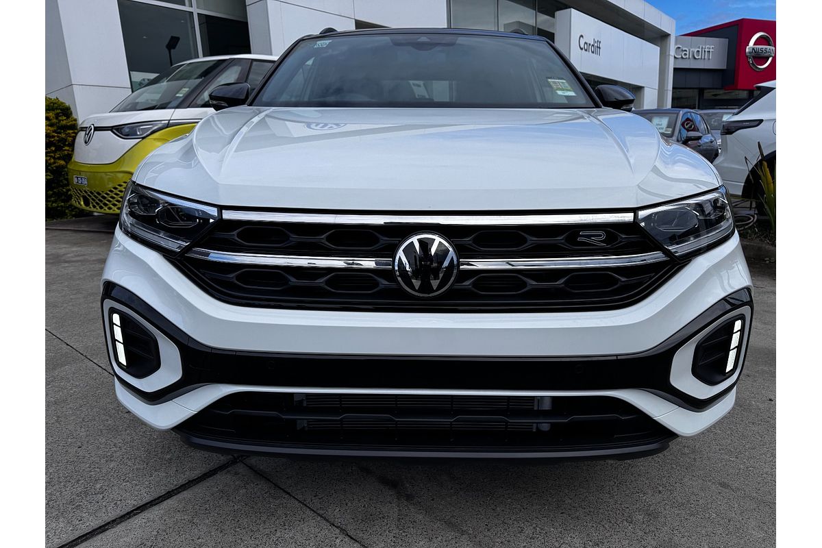 2025 Volkswagen T-Roc 140TSI R-Line D11