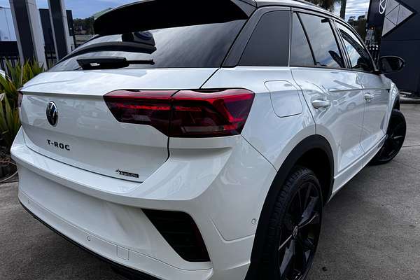 2025 Volkswagen T-Roc 140TSI R-Line D11