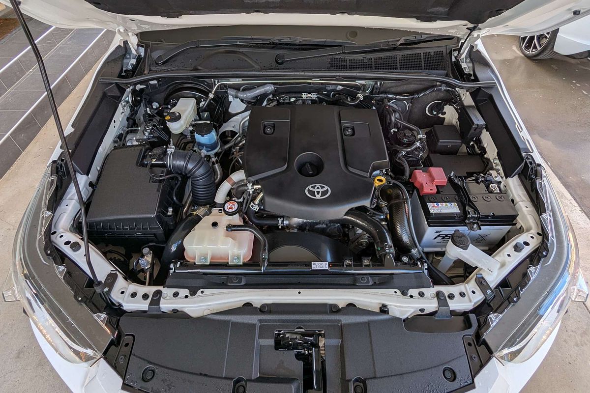 2024 Toyota Hilux SR GUN126R 4X4