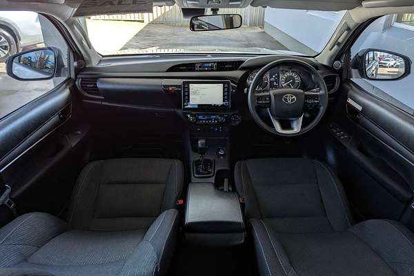 2024 Toyota Hilux SR GUN126R 4X4