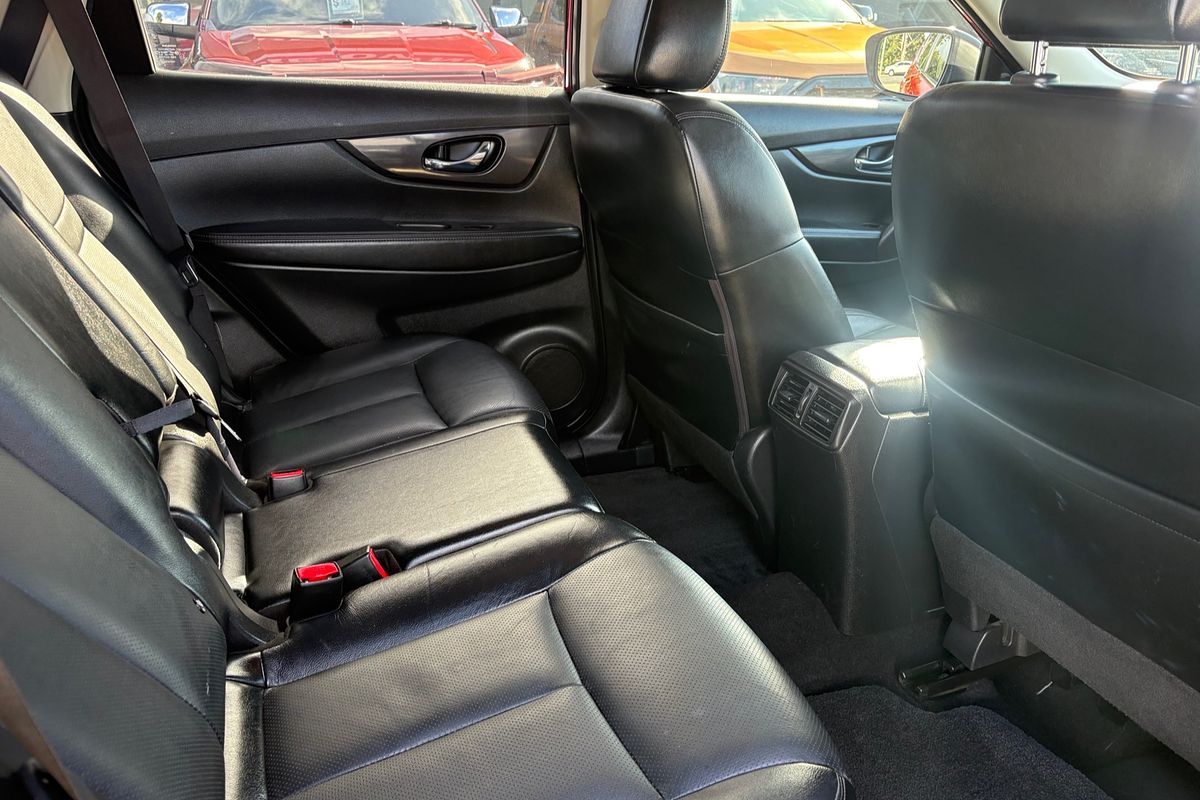 2018 Nissan X-TRAIL ST-L T32 Series II