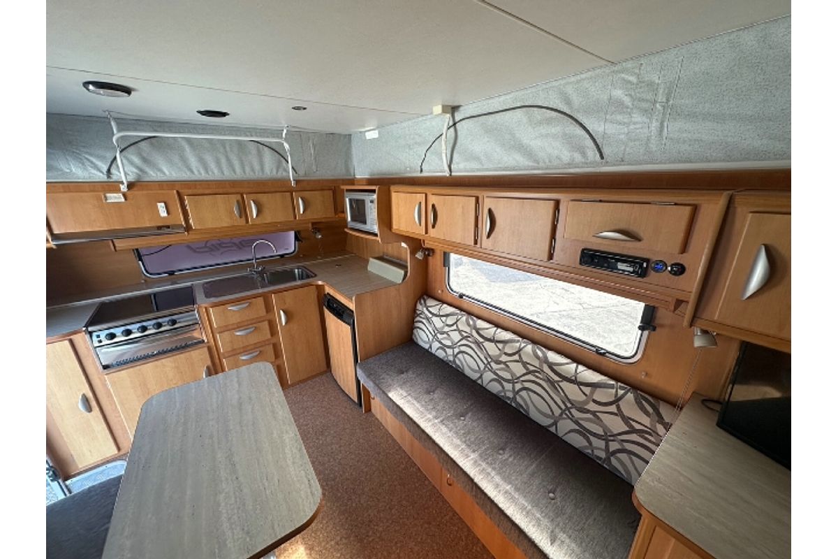 2009 Windsor RAPID POP TOP ra432