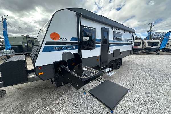 2022 Nova FAMILY ESCAPE