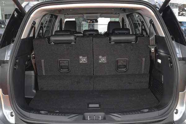 2025 Ford Everest Trend 2.0L