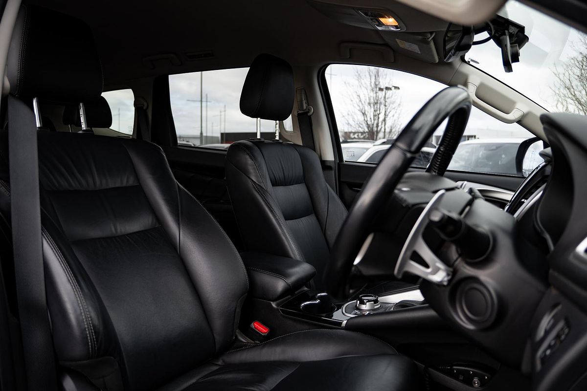 2019 Mitsubishi Pajero Sport Exceed QE