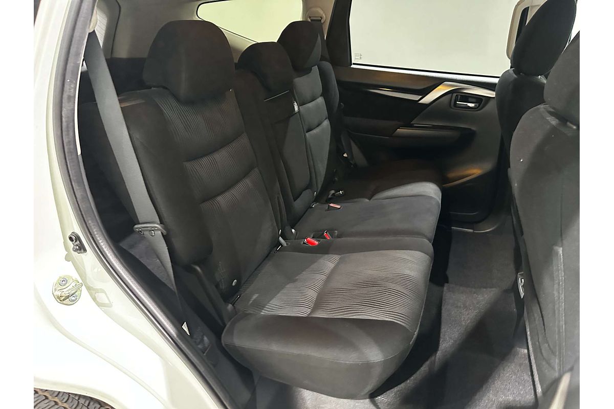 2018 Mitsubishi Pajero Sport GLX QE
