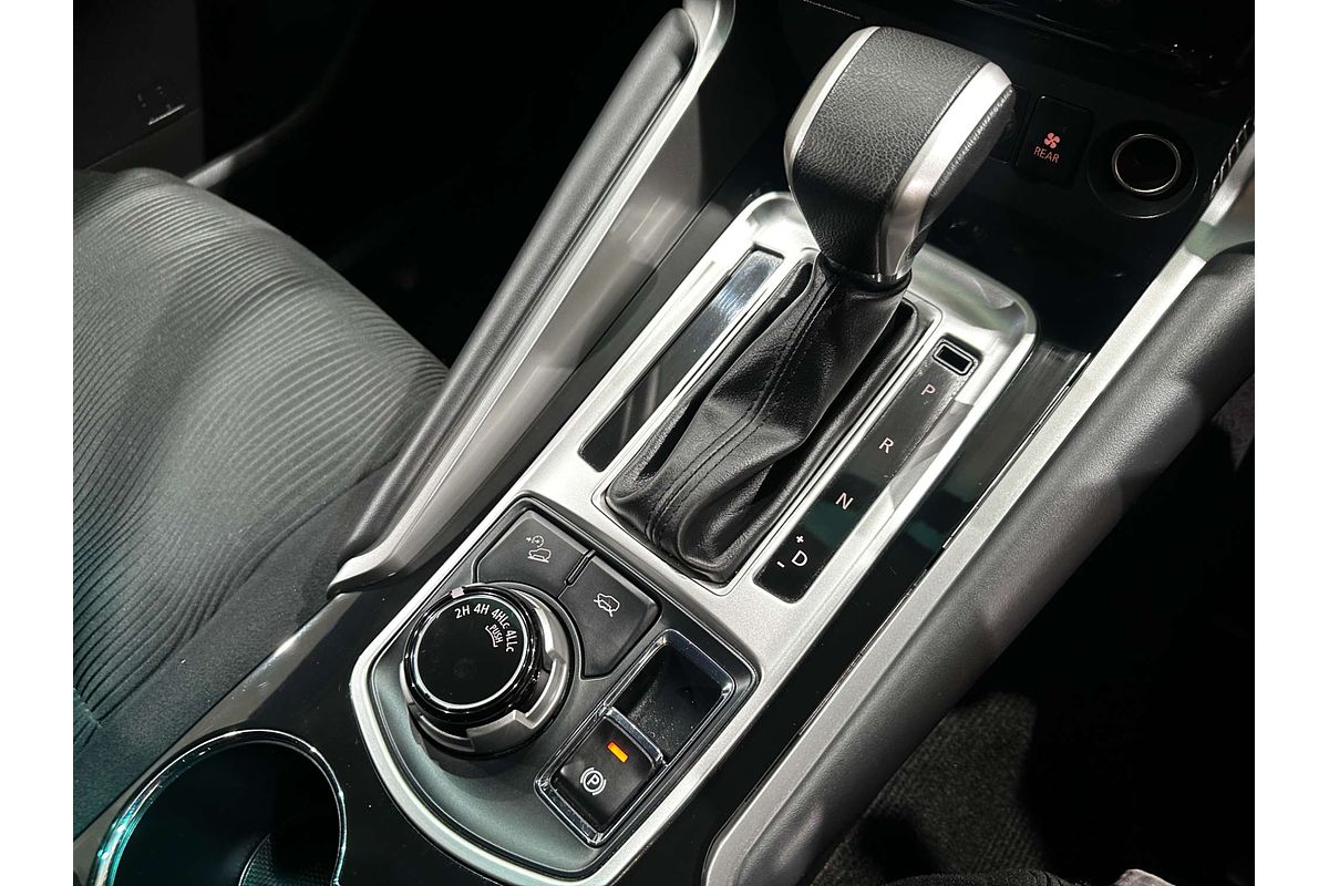 2018 Mitsubishi Pajero Sport GLX QE