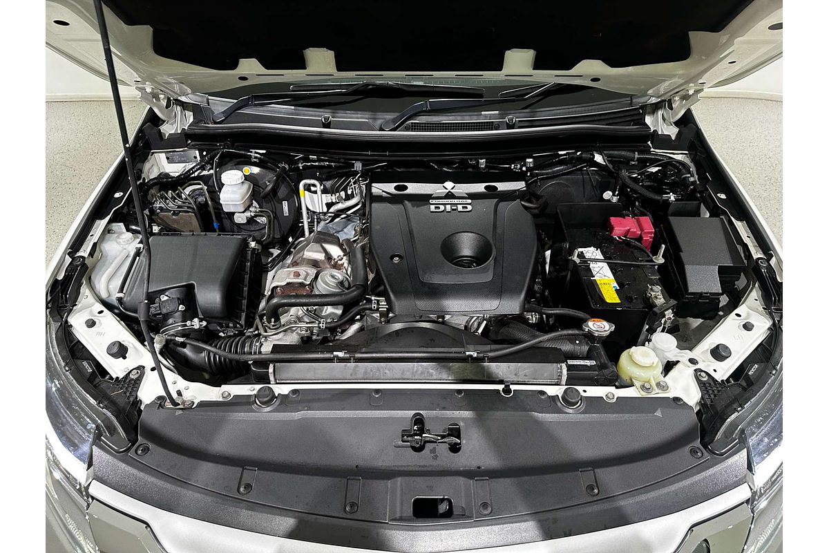 2018 Mitsubishi Pajero Sport GLX QE