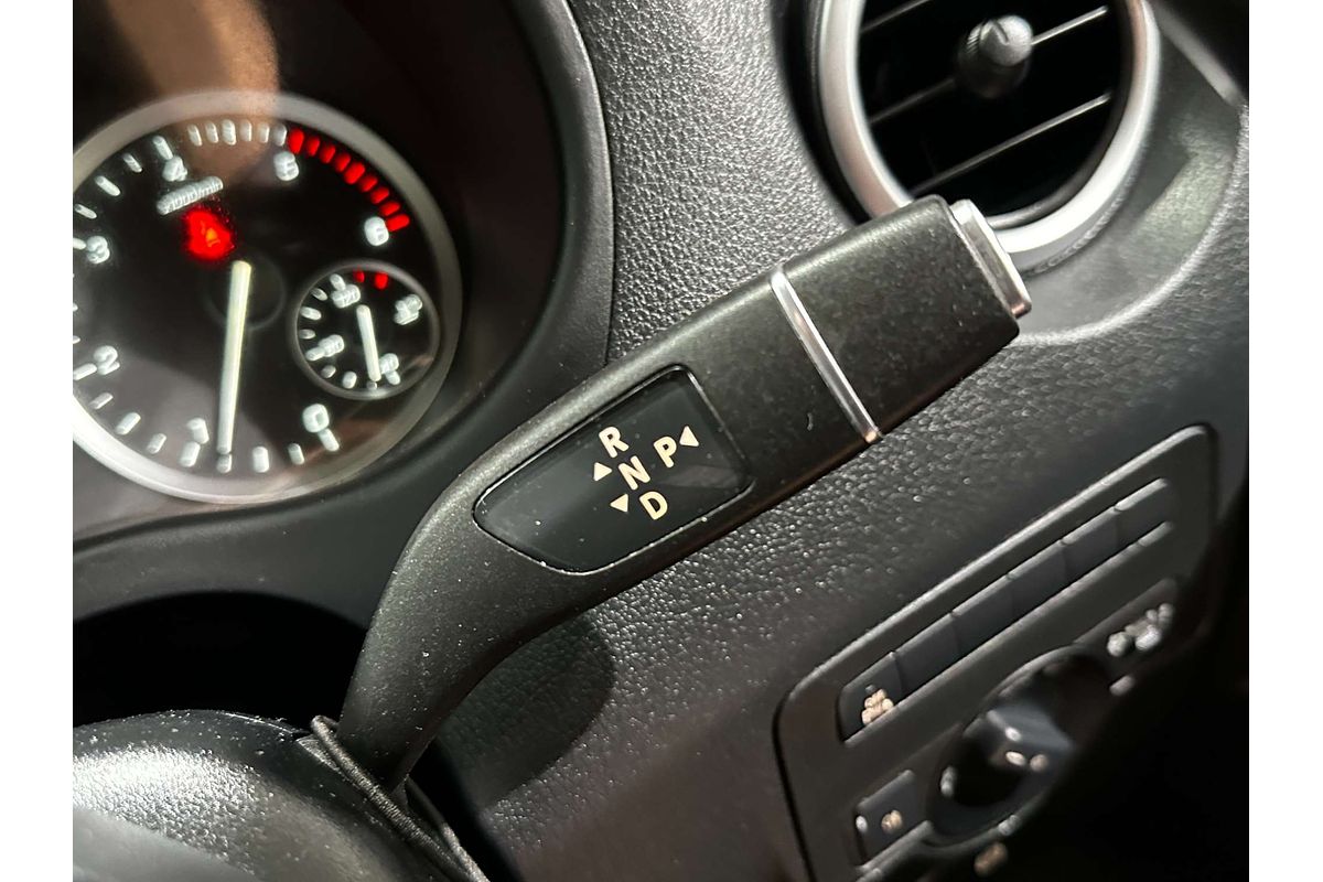 2020 Mercedes-Benz Valente 116CDI 447