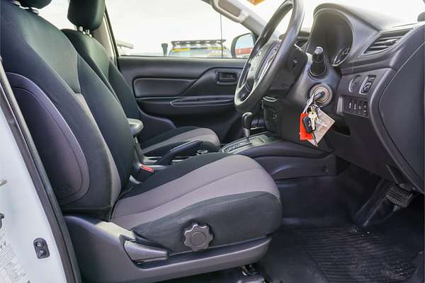 2021 Mitsubishi Triton GLX ADAS MR 4X4