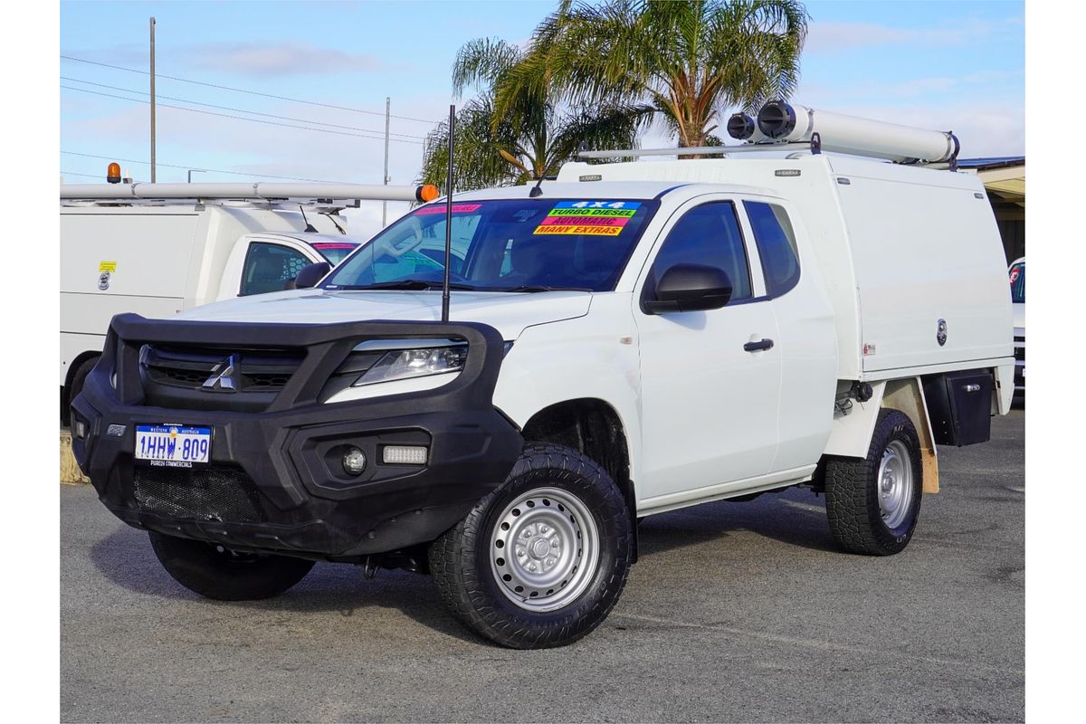 2021 Mitsubishi Triton GLX ADAS MR 4X4