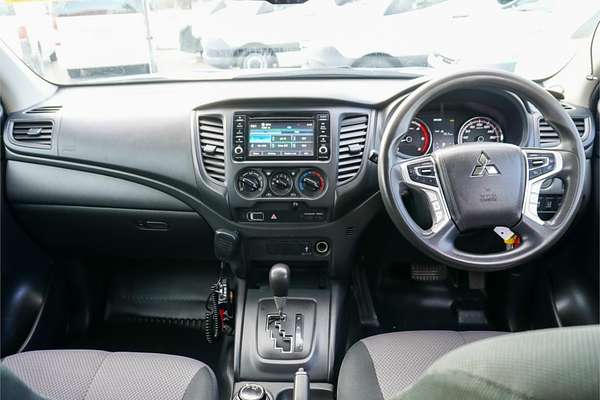2021 Mitsubishi Triton GLX ADAS MR 4X4