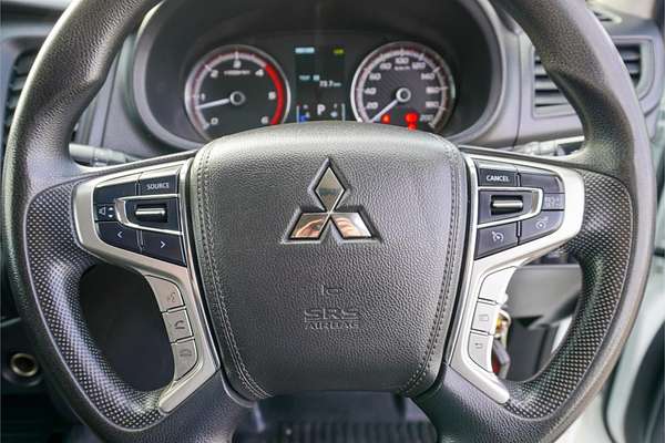 2021 Mitsubishi Triton GLX ADAS MR 4X4
