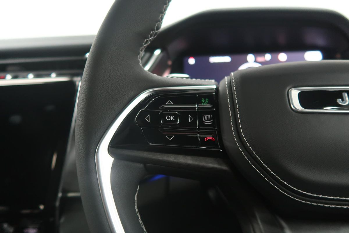 2023 Jeep Grand Cherokee Overland WL