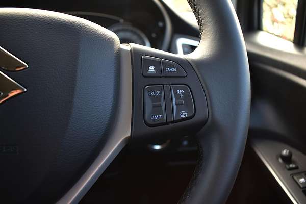 2024 Suzuki S-Cross JYB