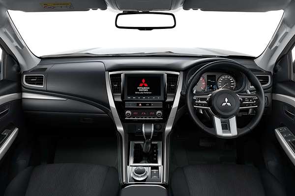 2024 Mitsubishi Pajero Sport GLS QG