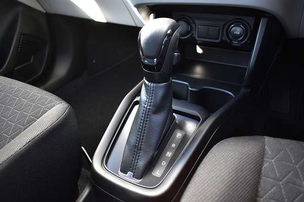 2024 Suzuki Swift Hybrid UZ