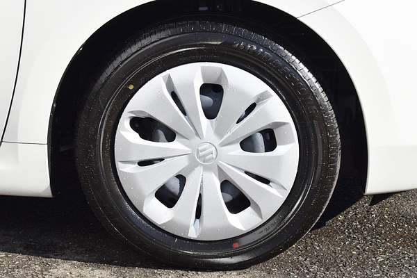 2024 Suzuki Swift Hybrid UZ