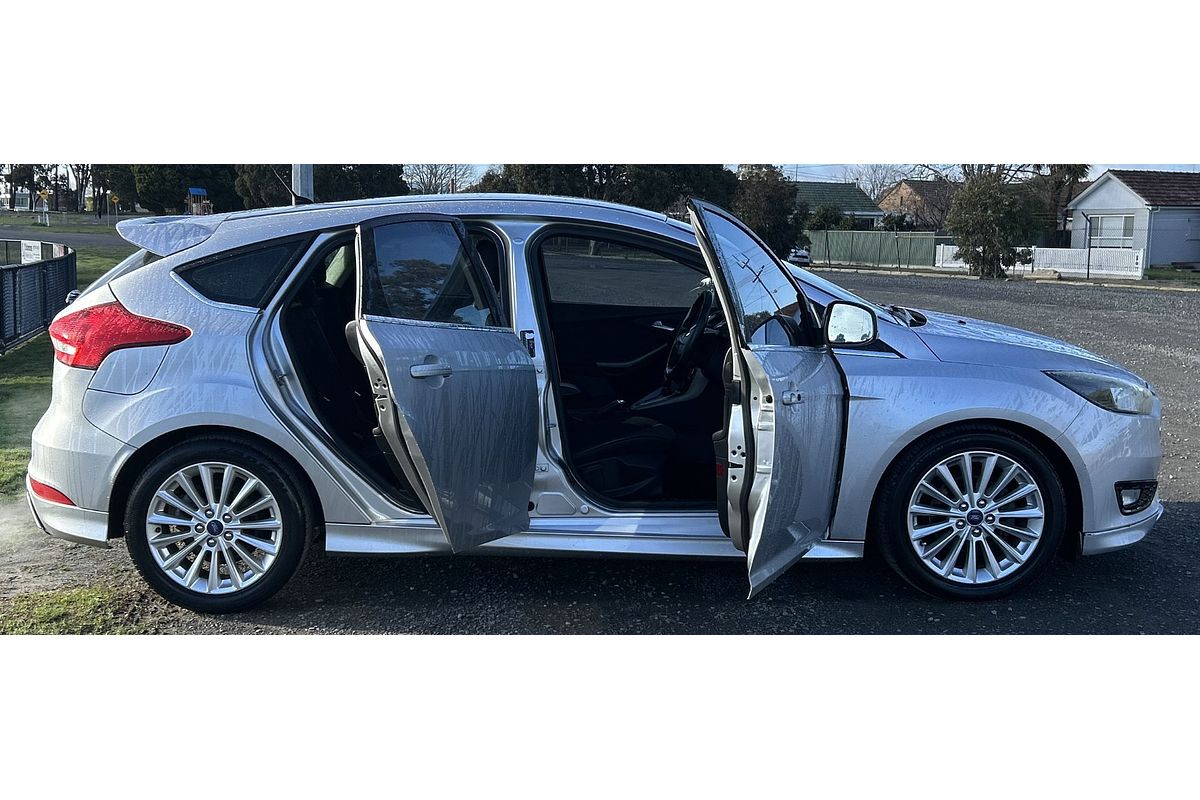 2016 Ford Focus Sport LZ