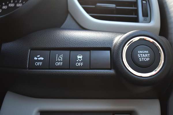 2024 Suzuki Swift Hybrid UZ